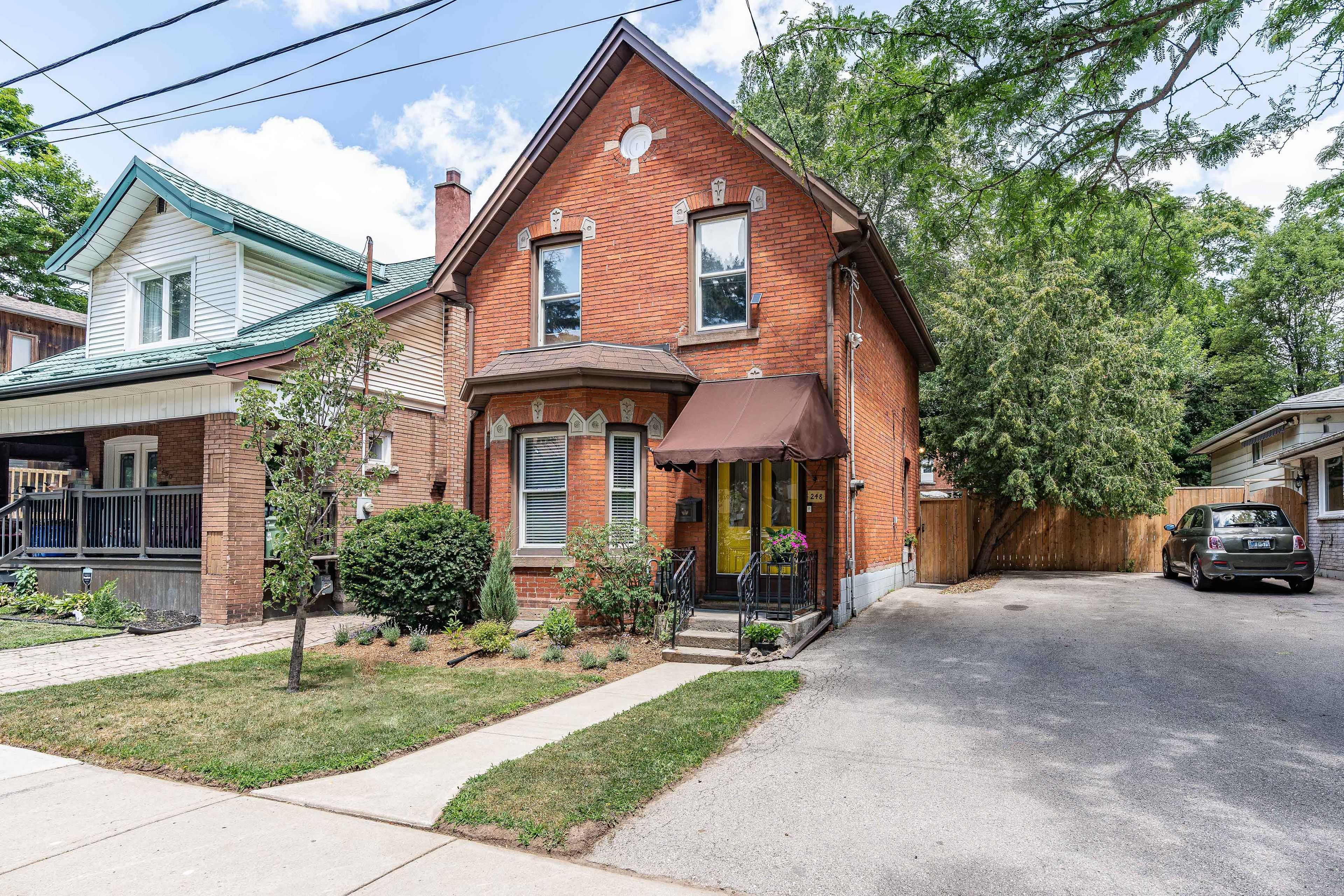 248 Bold ST, Hamilton, ON L8P 1V8