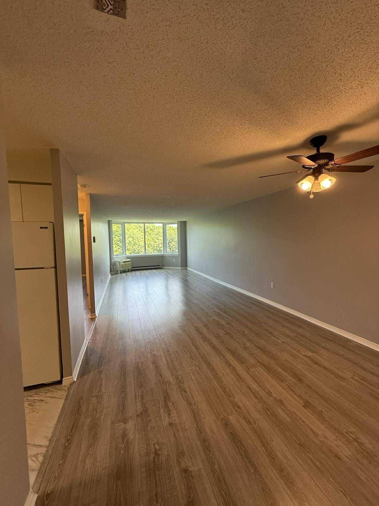 Kitchener, ON N2P 2A5,35 Green Valley DR #1214
