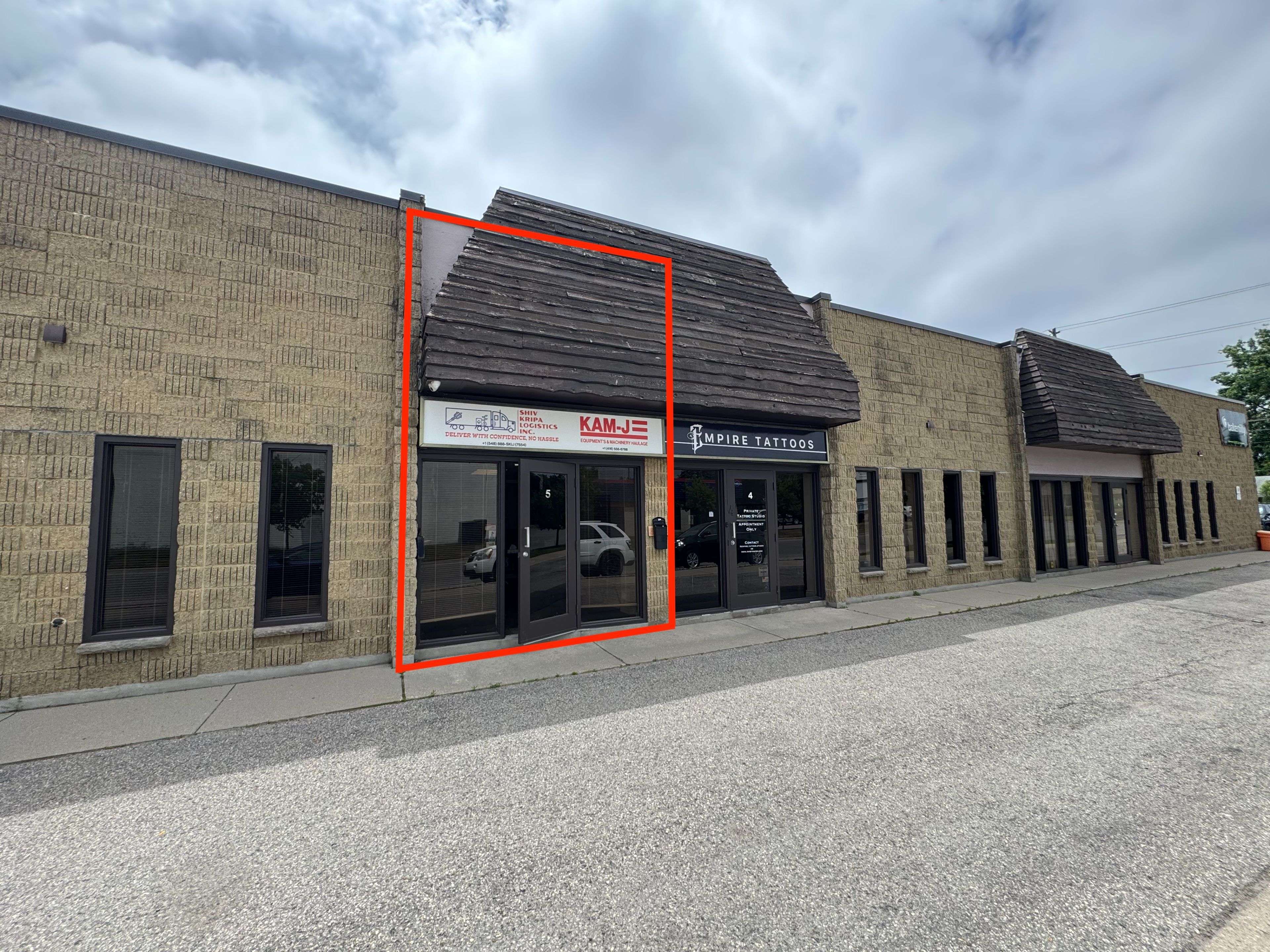 London East, ON N5V 2C7,540 Clarke RD #5