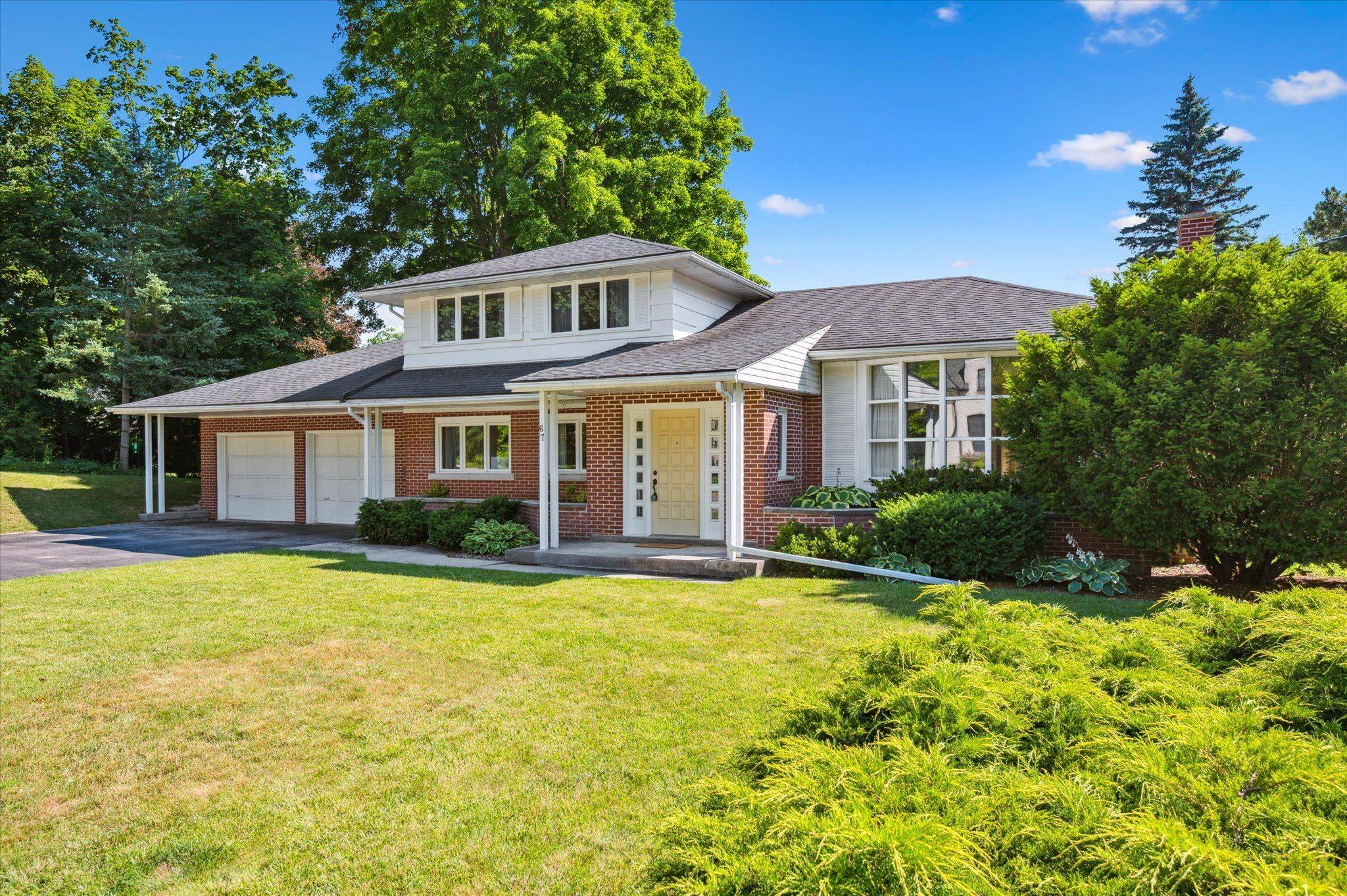 Guelph, ON N1G 2H1,67 Woodside RD