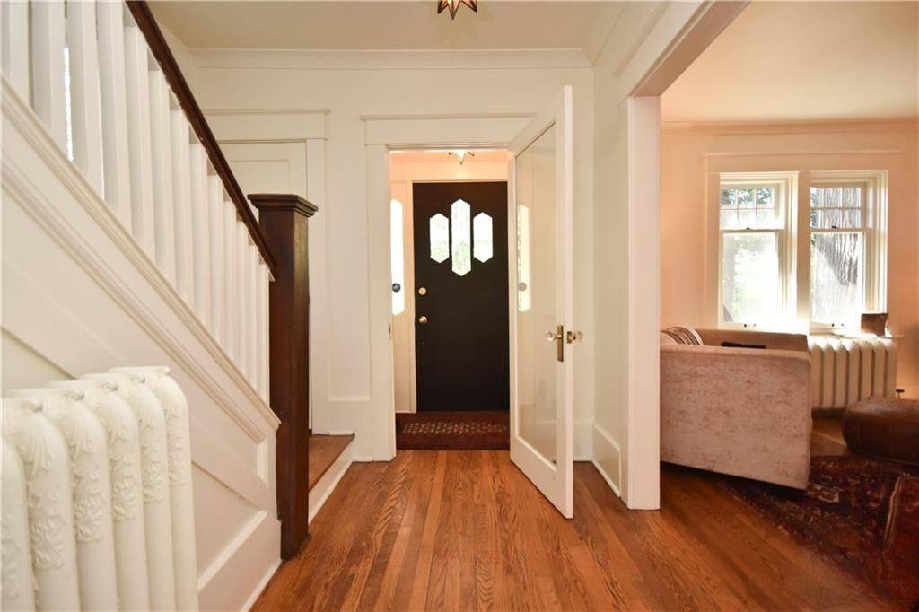 Glebe - Ottawa East And Area, ON K1S 2T6,53 Wilton CRES