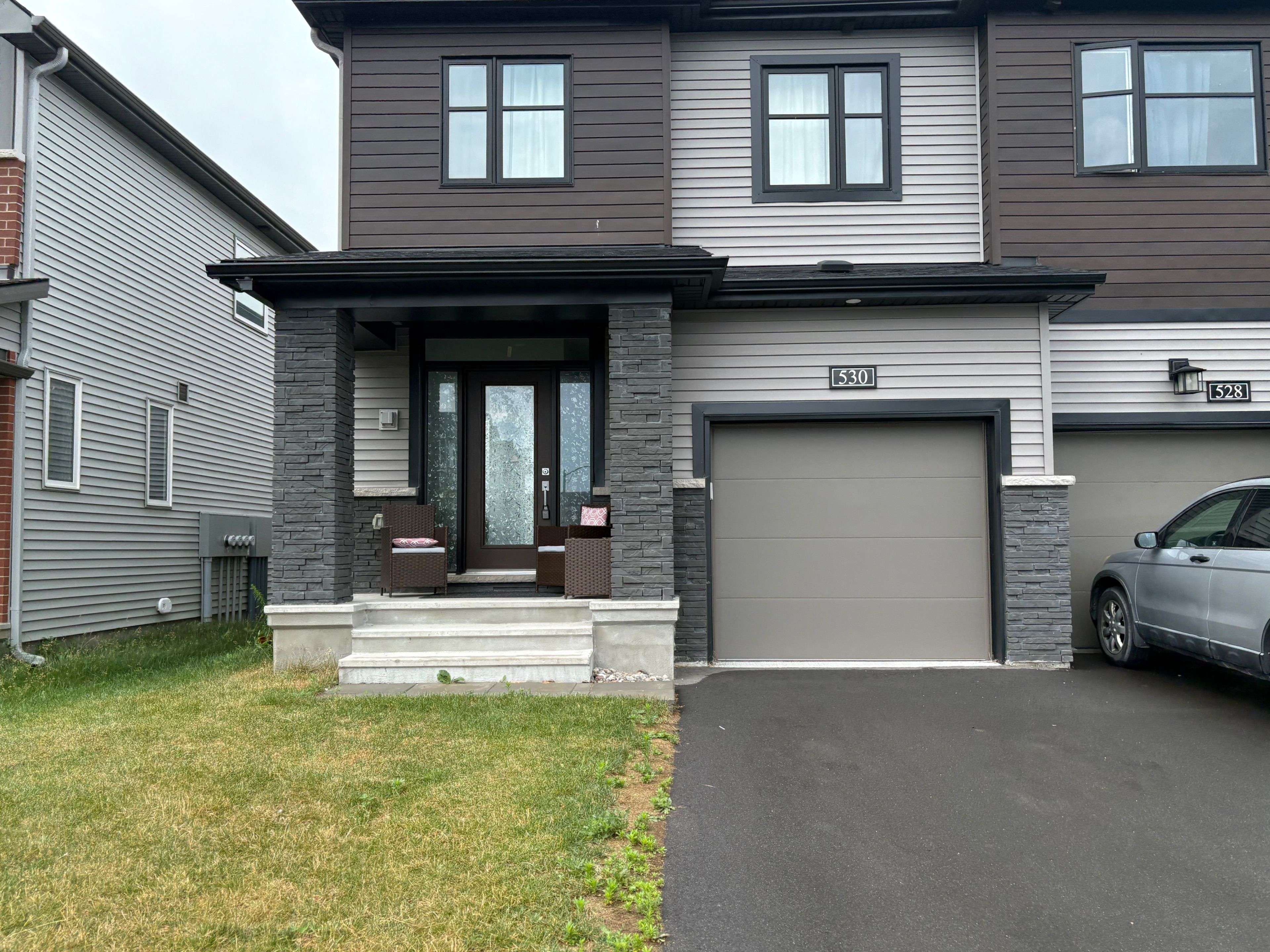 530 Bundoran PL, Barrhaven, ON K2J 7C9