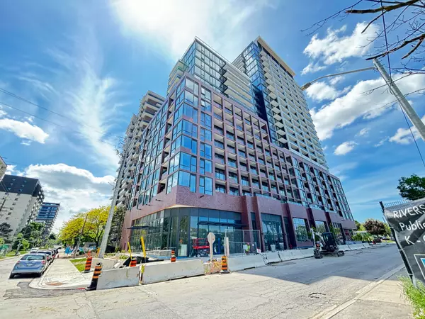 28 Ann ST #404, Mississauga, ON L5G 3G1