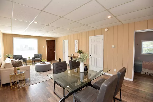 Hamilton, ON L8L 4X1,449 Mary ST