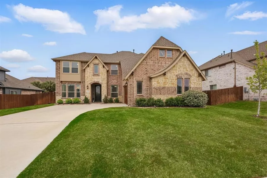 2109 Flora Lane, Desoto, TX 75115