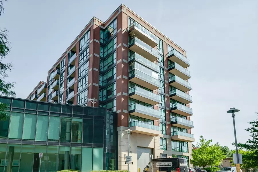 525 Wilson AVE #655, Toronto C06, ON M3H 0A7