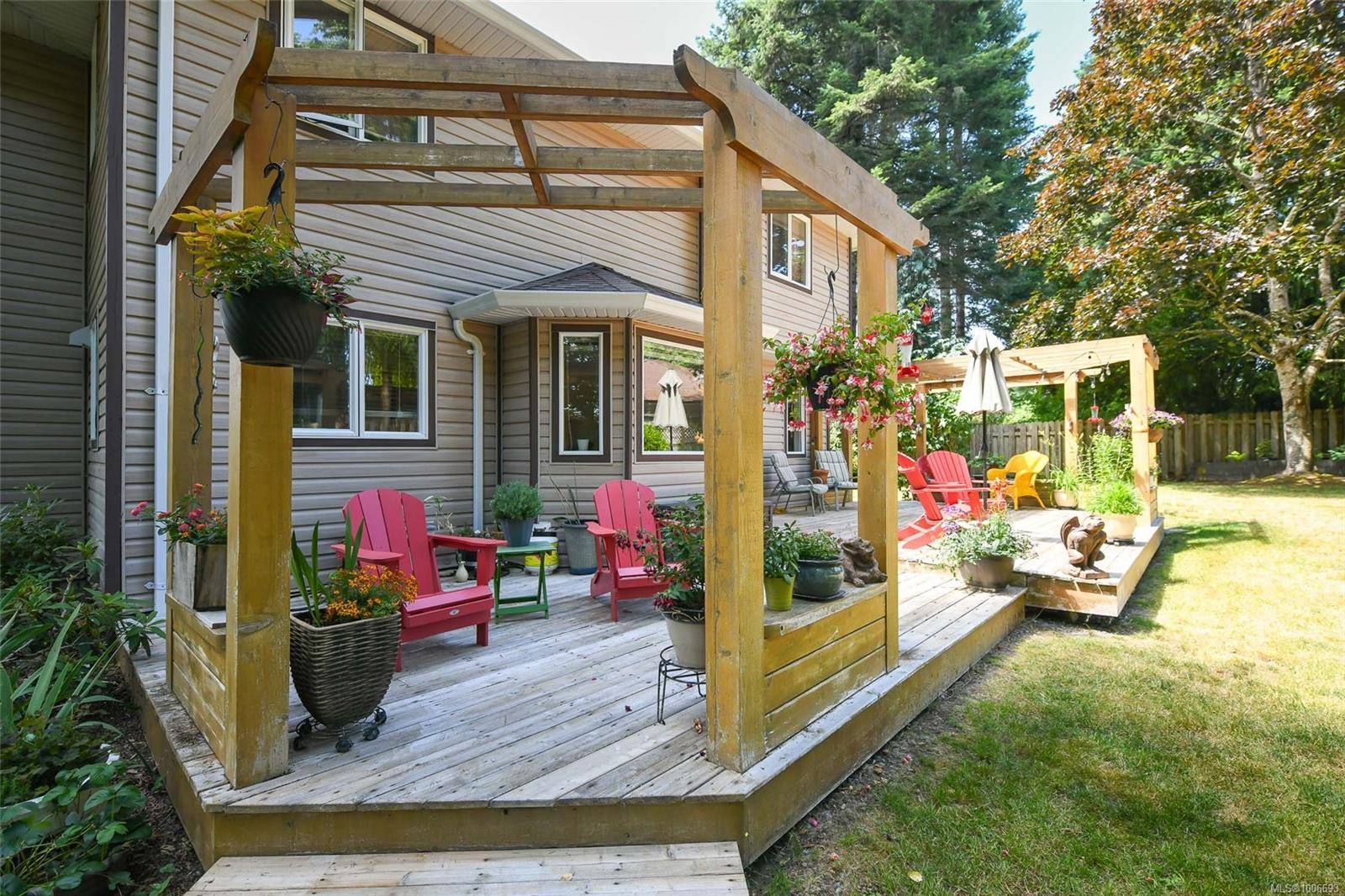 Courtenay, BC V9N 8W8,1666 Sitka Ave