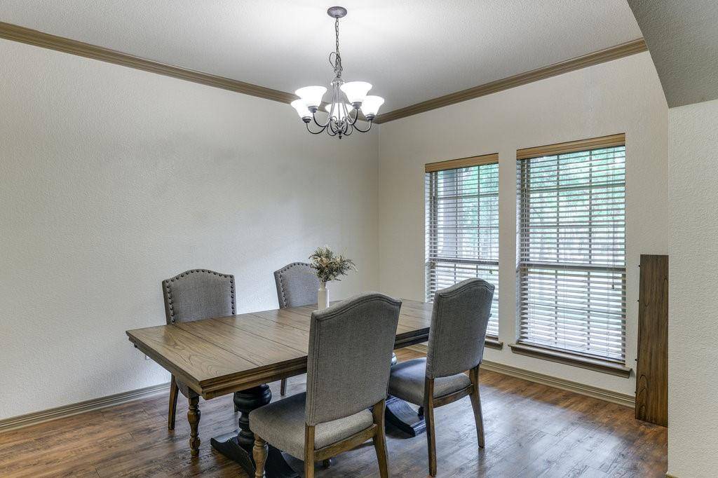 Maypearl, TX 76064,870 1st Street