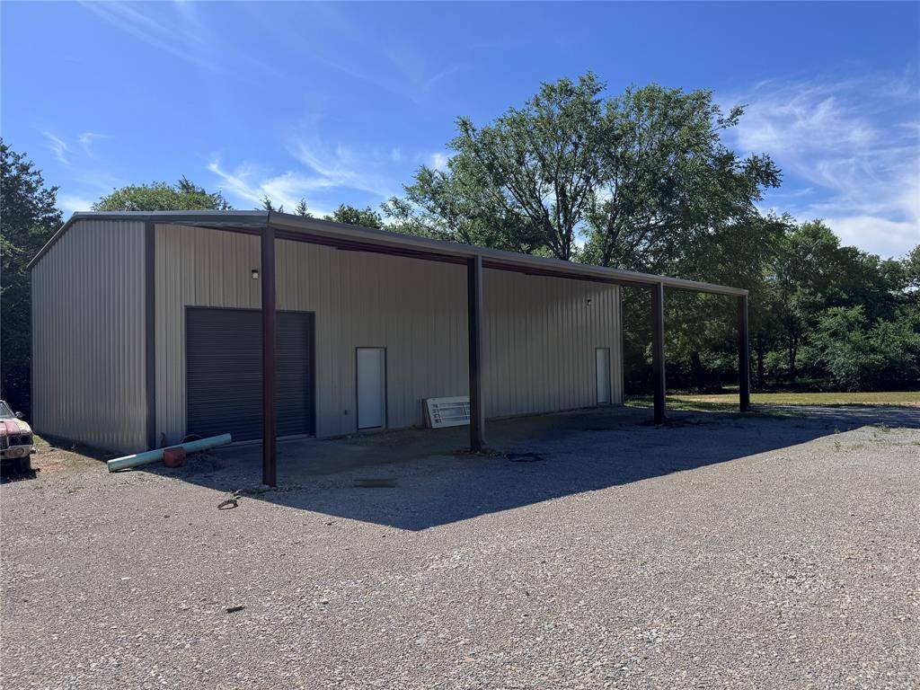 Gainesville, TX 76240,366 County Road 147