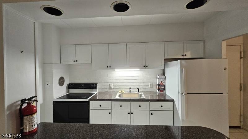 Union Twp., NJ 07083,255 Tucker Ave #239