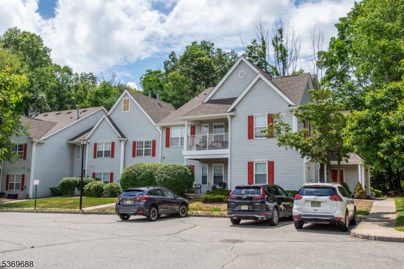 Pequannock Twp., NJ 07444,4611 Tudor Dr #4611