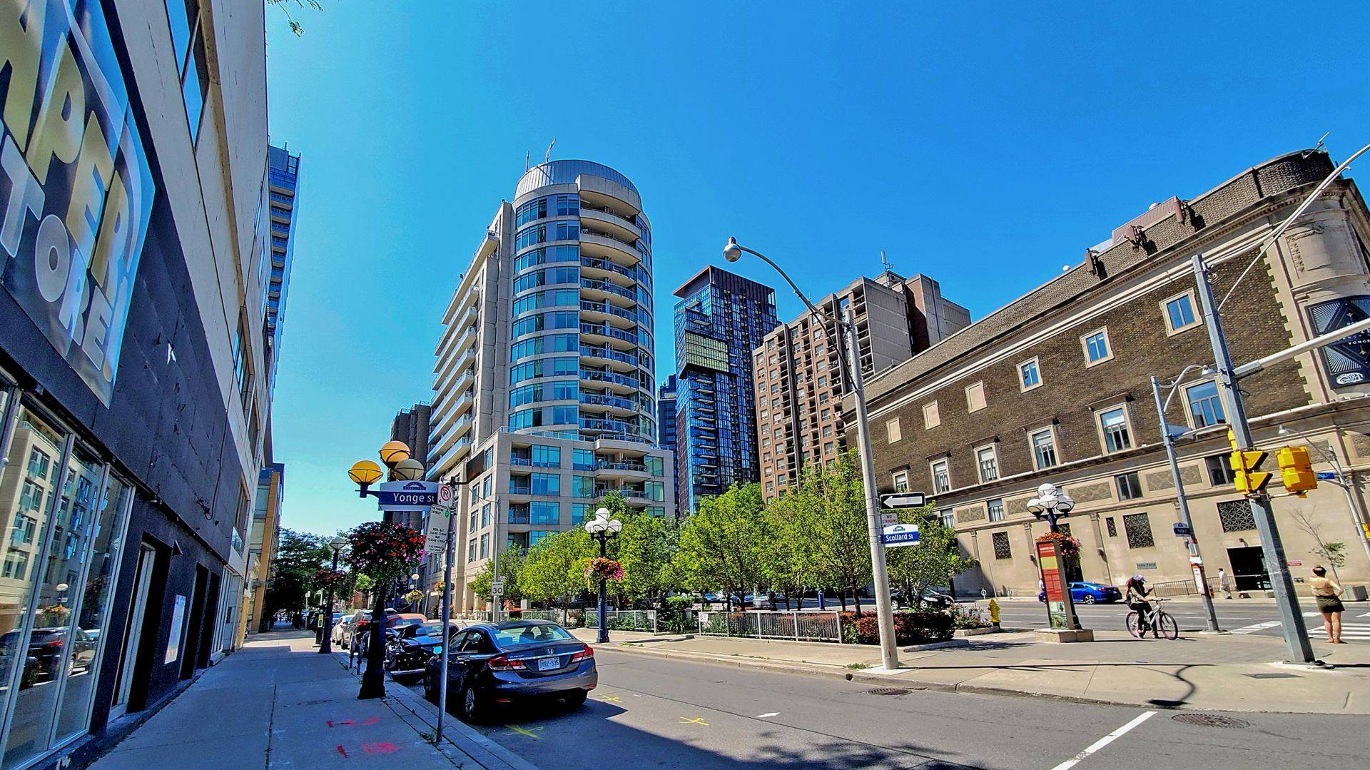 8 Scollard ST #511, Toronto C02, ON M5R 1M2