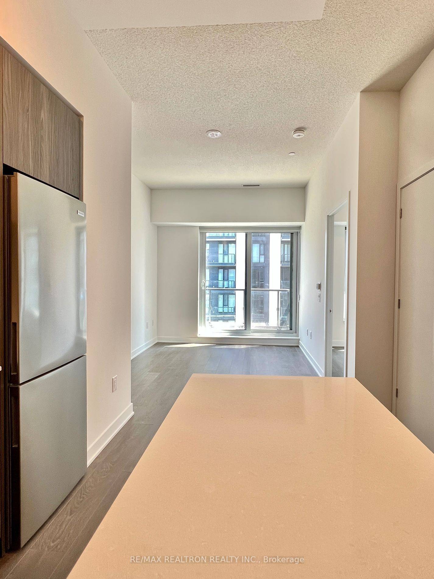 Toronto C08, ON M5A 0T1,35 Tubman AVE #1123