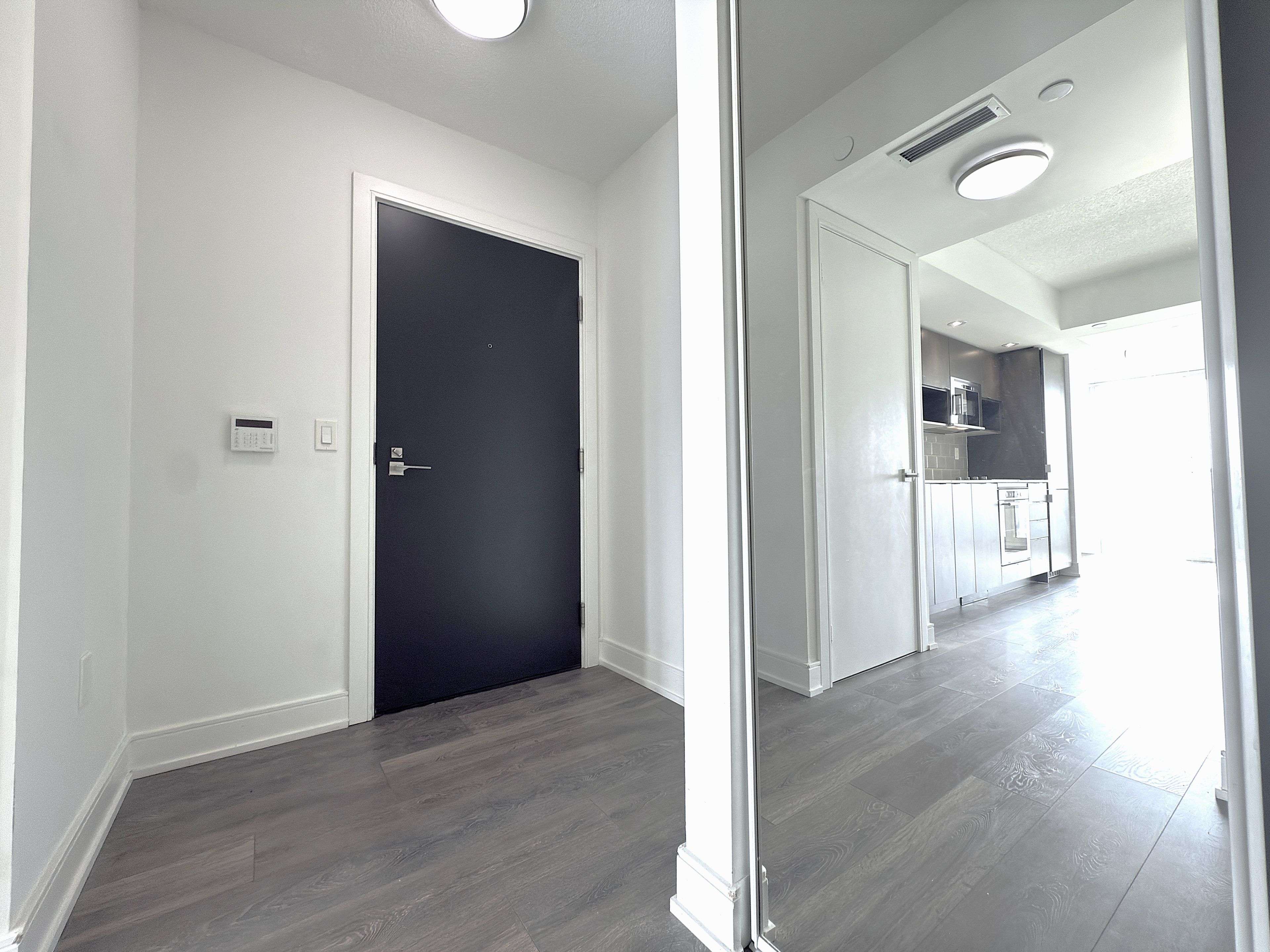 Toronto C08, ON M5B 0B1,89 Mcgill ST #1507