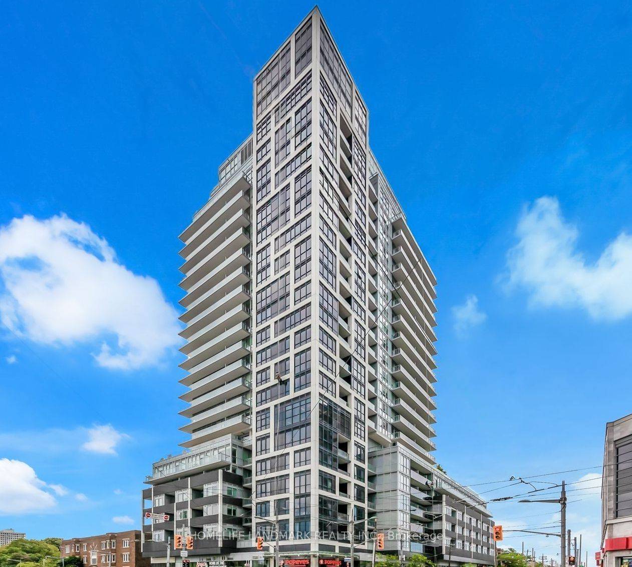 501 St Clair AVE W #419, Toronto C02, ON M5P 0A2