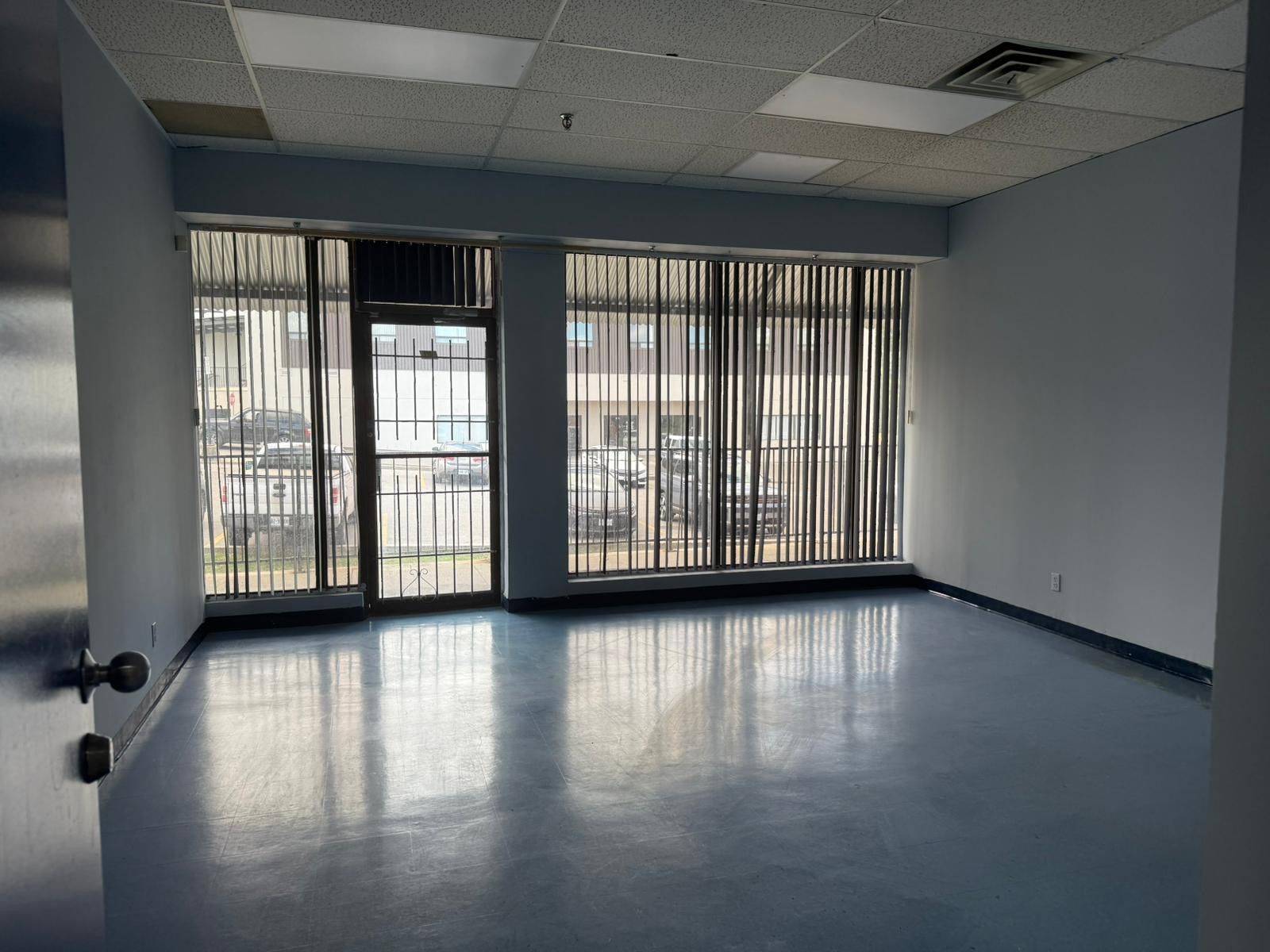 1150 Morningside AVE #211, Toronto E11, ON M1B 3A4