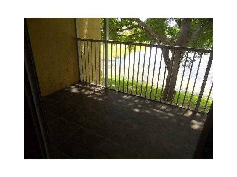 Tamarac, FL 33319,5672 Rock Island Rd #266