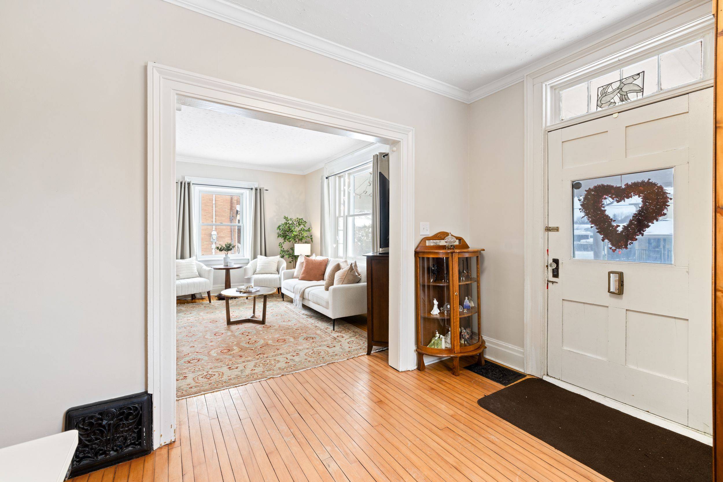 Innisfil, ON L0L 1W0,1379 Killarney Beach RD