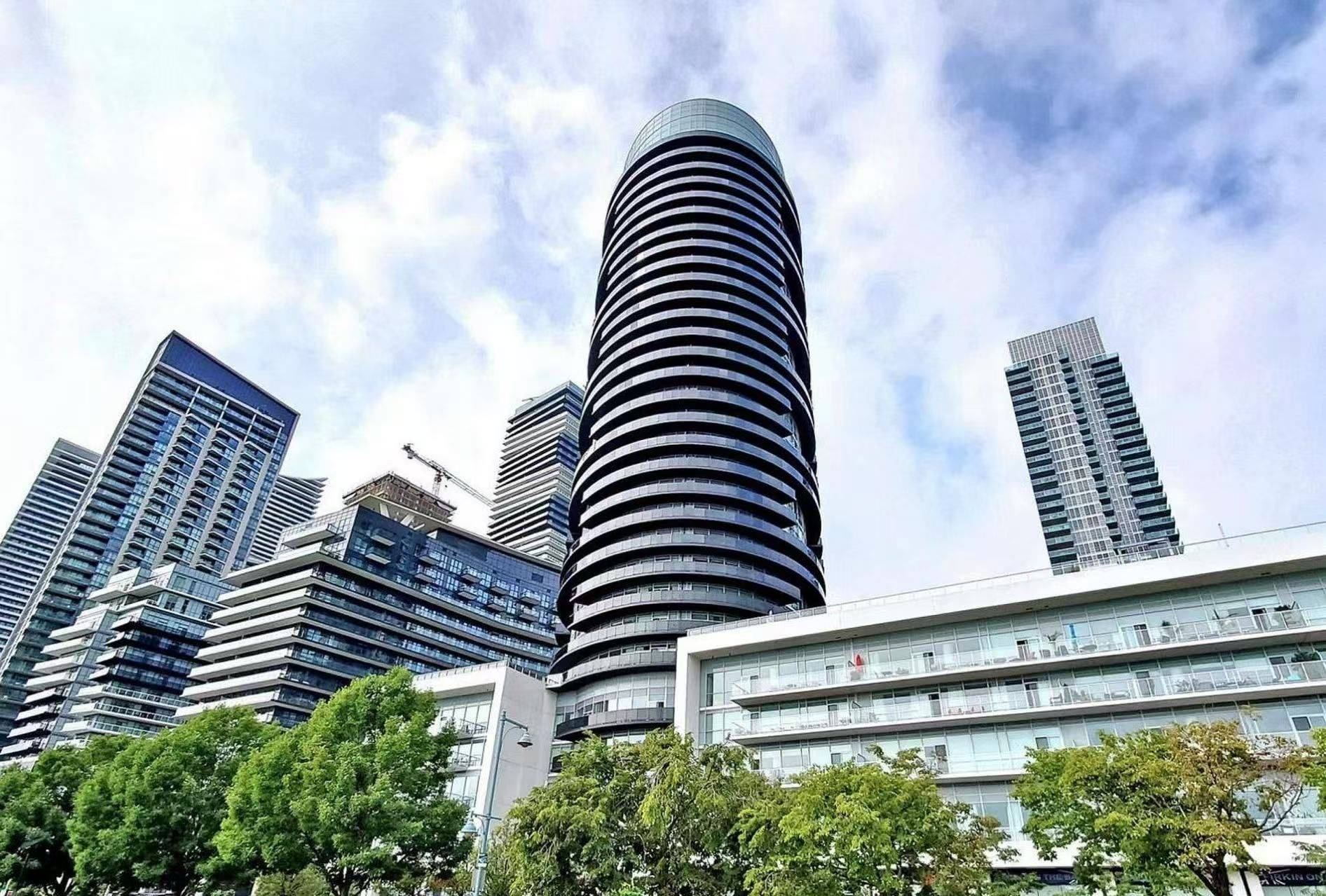 80 Marine Parade DR #806, Toronto W06, ON M8V 0A3