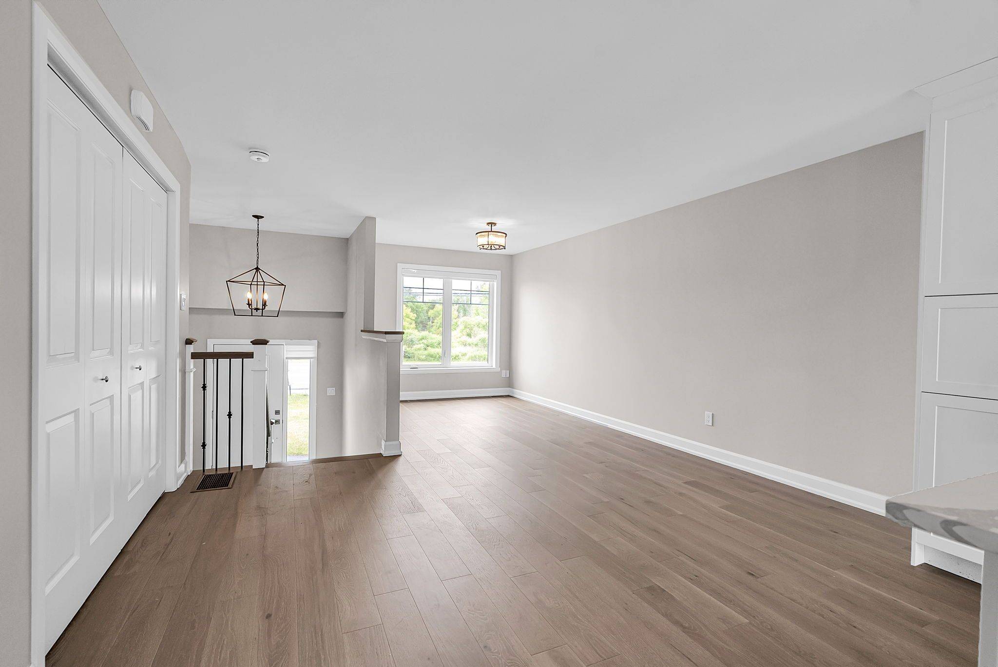 Cornwall, ON K6H 5R6,350 Tollgate RD E