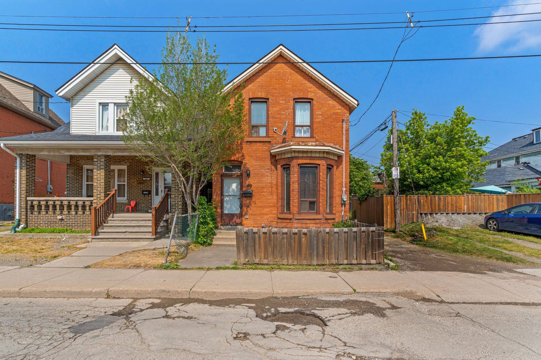 109 Sanford AVE N, Hamilton, ON L8L 5Z1