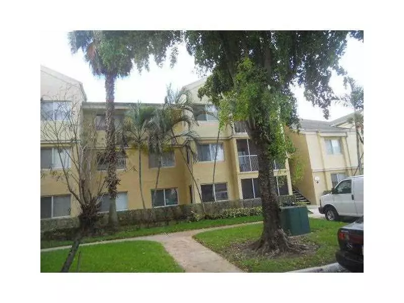 Tamarac, FL 33319,5672 Rock Island Rd #266