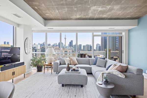 1 Shaw ST #912, Toronto C01, ON M6K 0A1