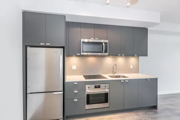 Toronto C15, ON M2J 0E5,56 Forest Manor RD #901