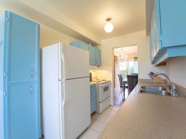 Toronto E11, ON M1B 1K3,61 Wiggens CT