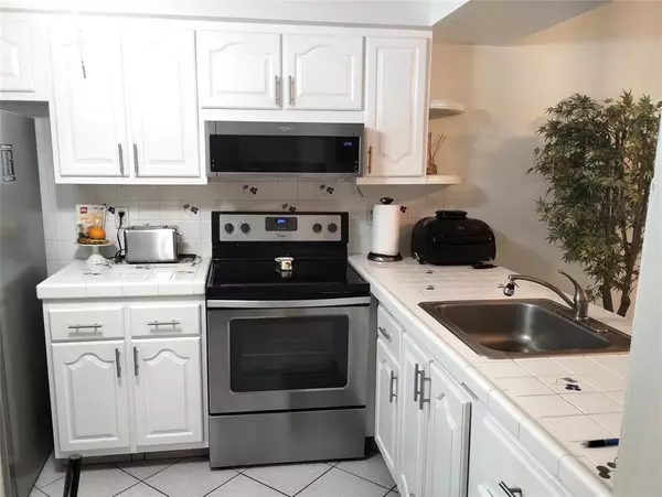 4502 Martinique Way #B1, Coconut Creek, FL 33066