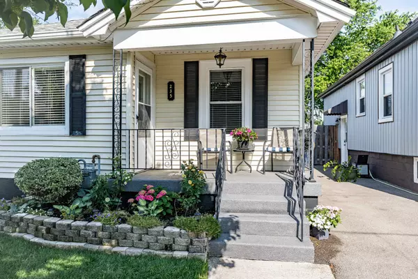 Hamilton, ON L8H 5P2,235 Tolton AVE