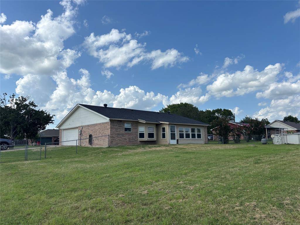 Granbury, TX 76049,4052 Country Meadows Circle