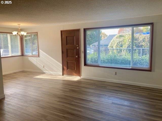 Milwaukie, OR 97222,3907 SE JACKSON ST