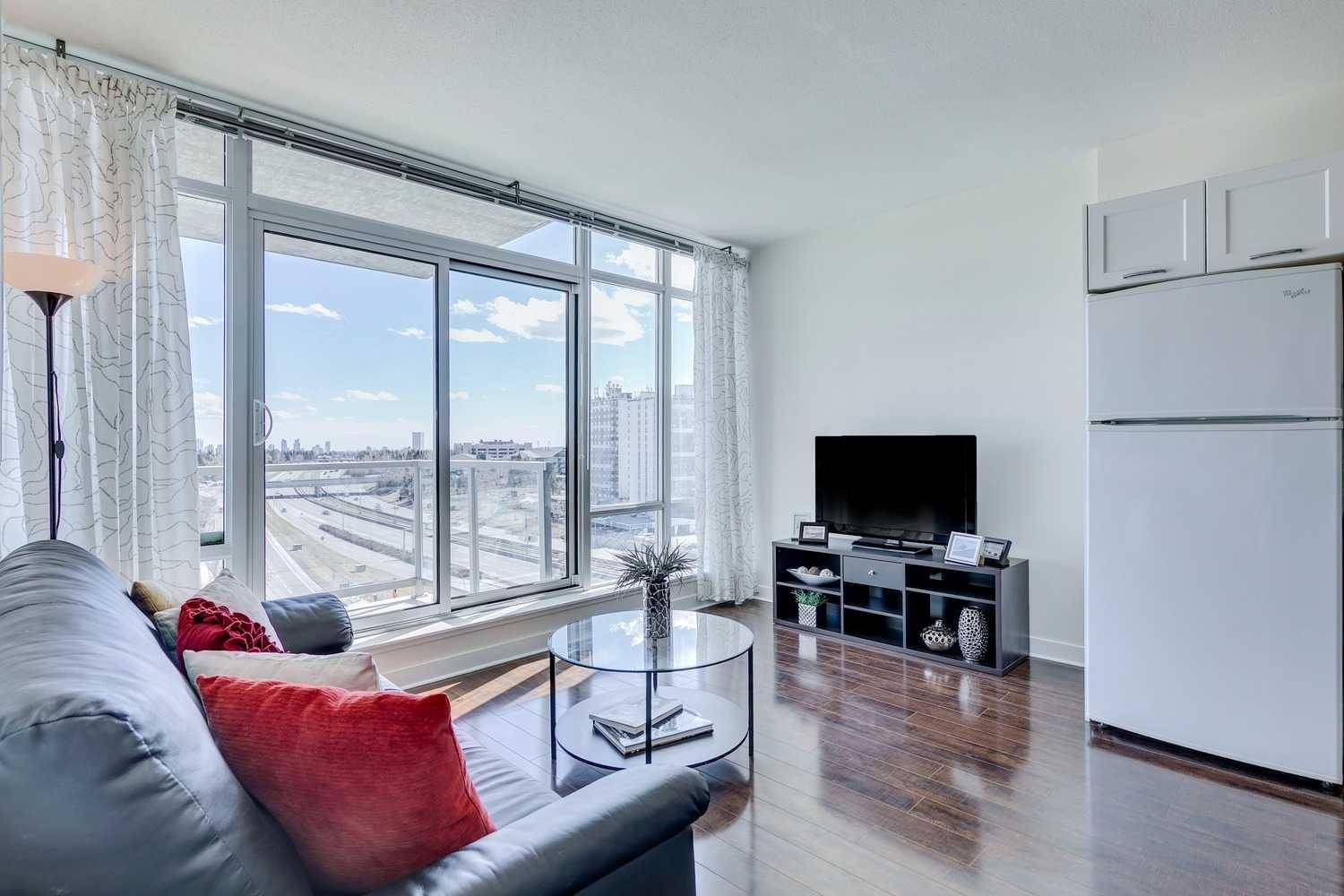 Calgary, AB T2L 2L5,3820 Brentwood RD Northwest #804
