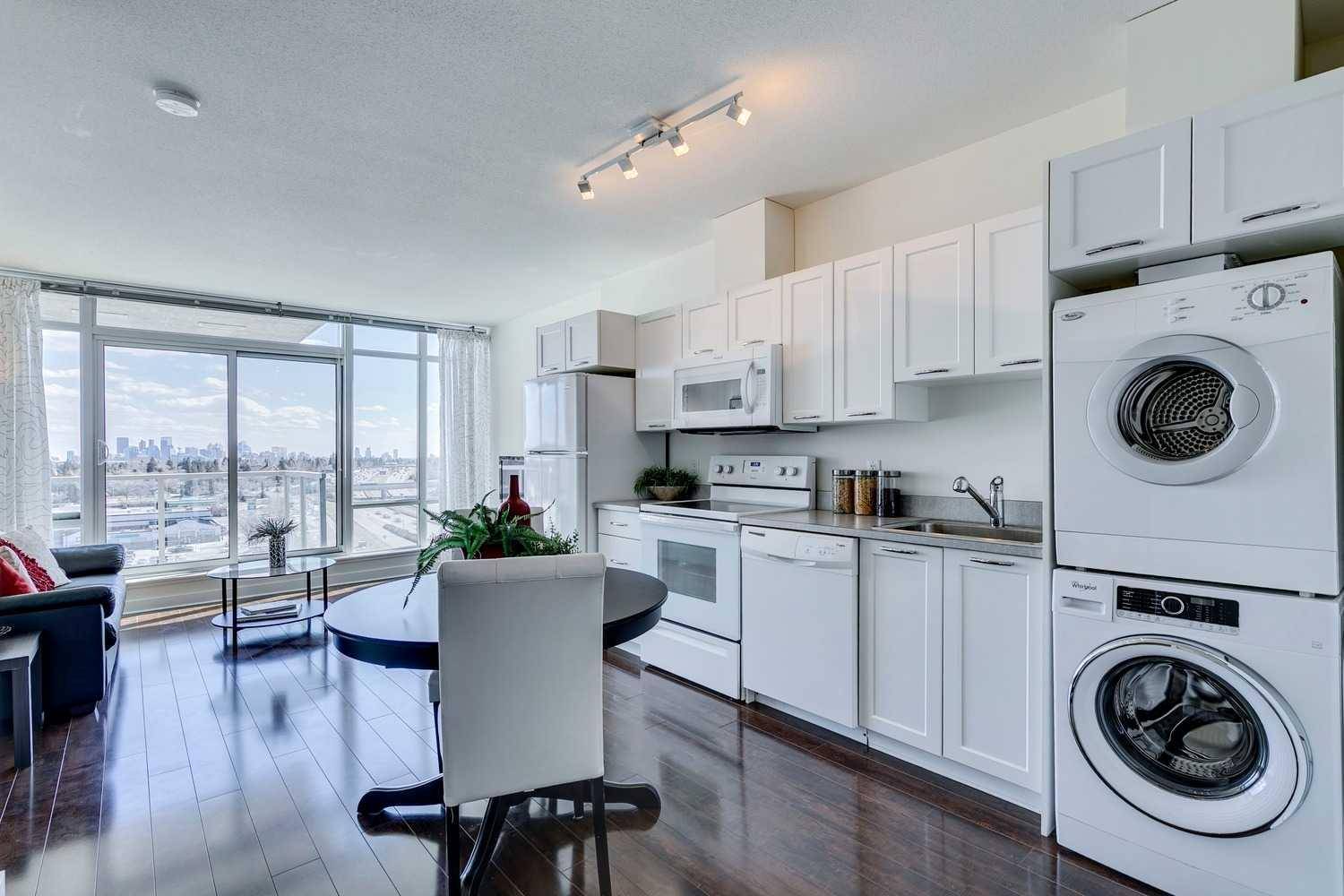 Calgary, AB T2L 2L5,3820 Brentwood RD NW #804