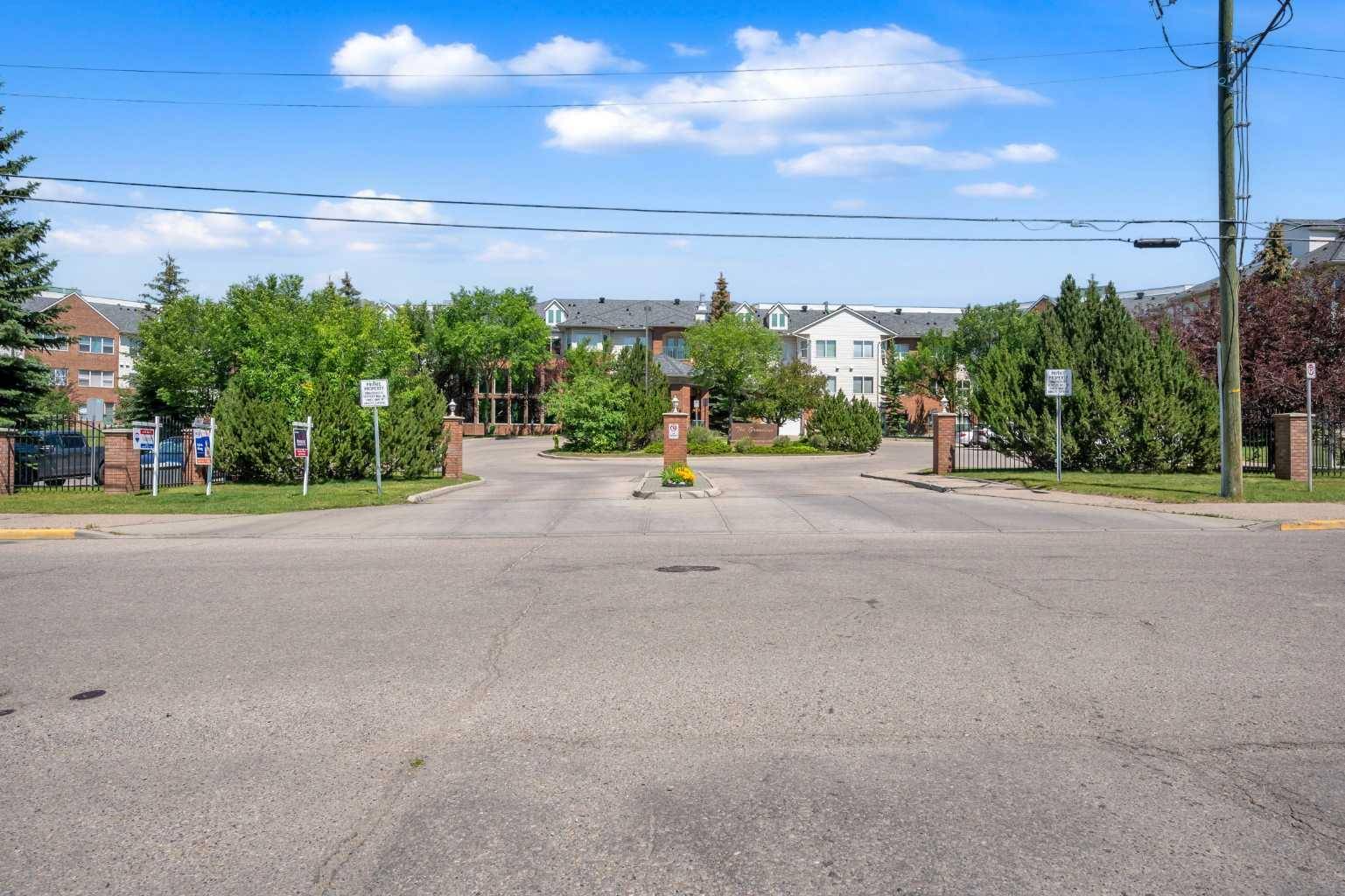 Calgary, AB T2E 8V4,1920 14 AVE Northeast #210