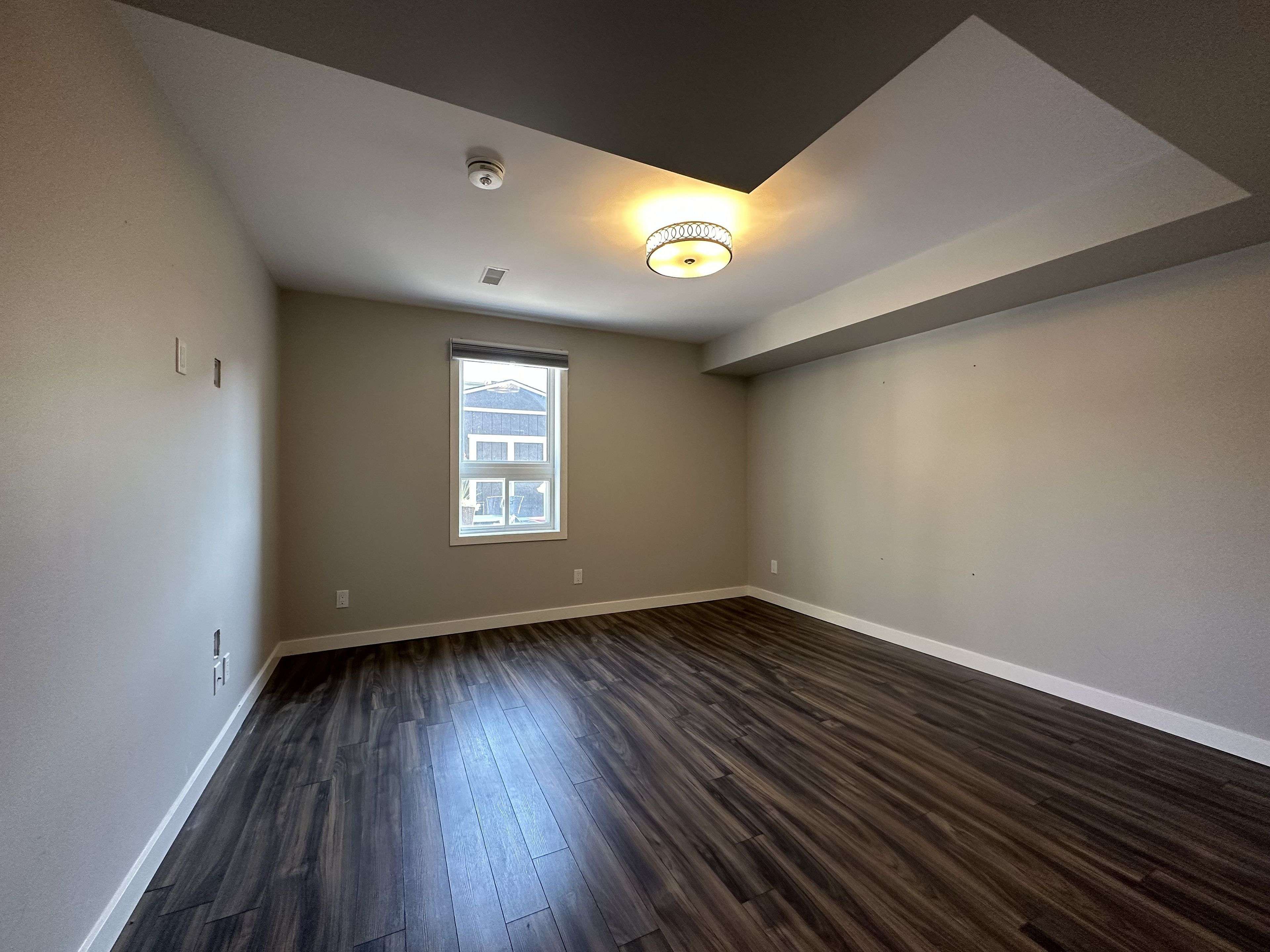 Clarington, ON L1C 0B8,158 Jennings DR #Basement