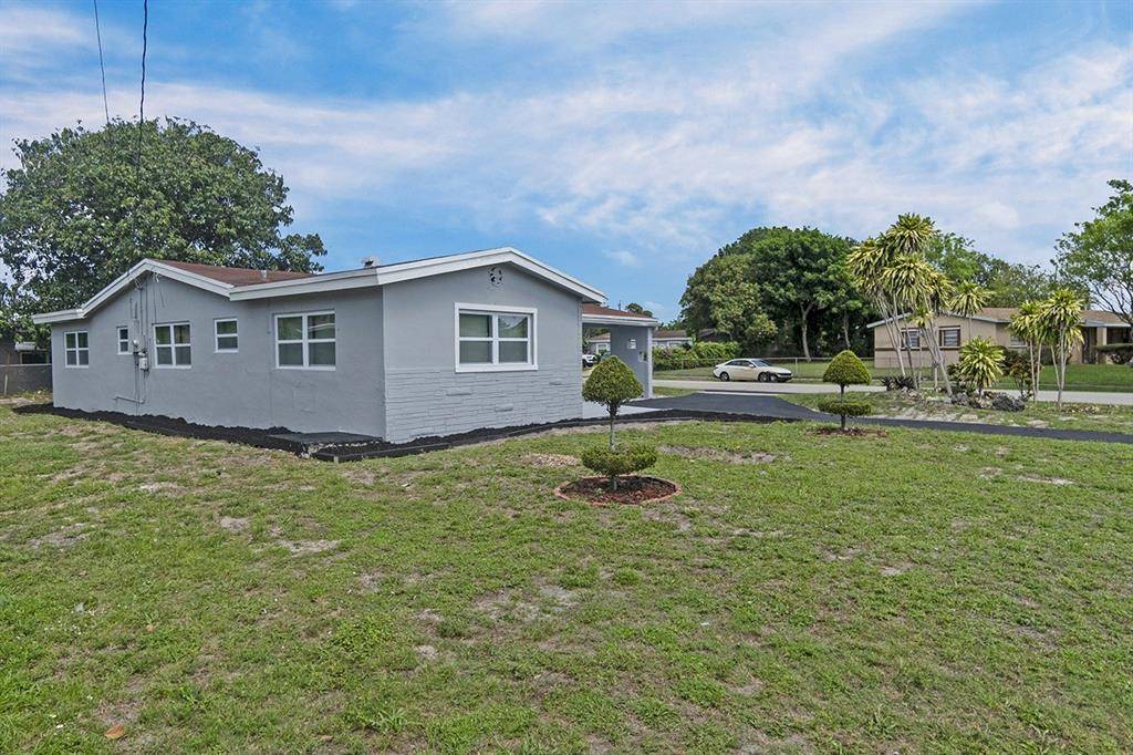 Lauderhill, FL 33311,3800 NW 7th Ct