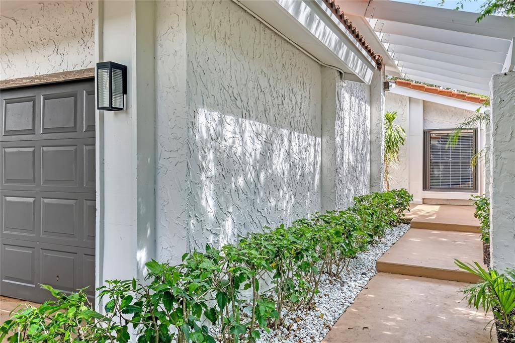Boca Raton, FL 33433