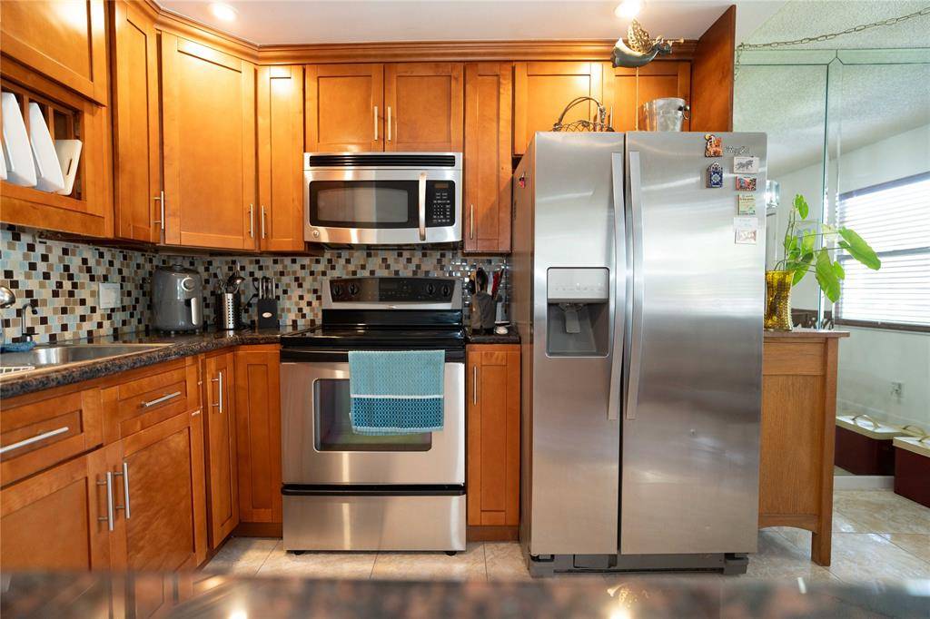 Pembroke Pines, FL 33027,13250 SW 7 Court #105L