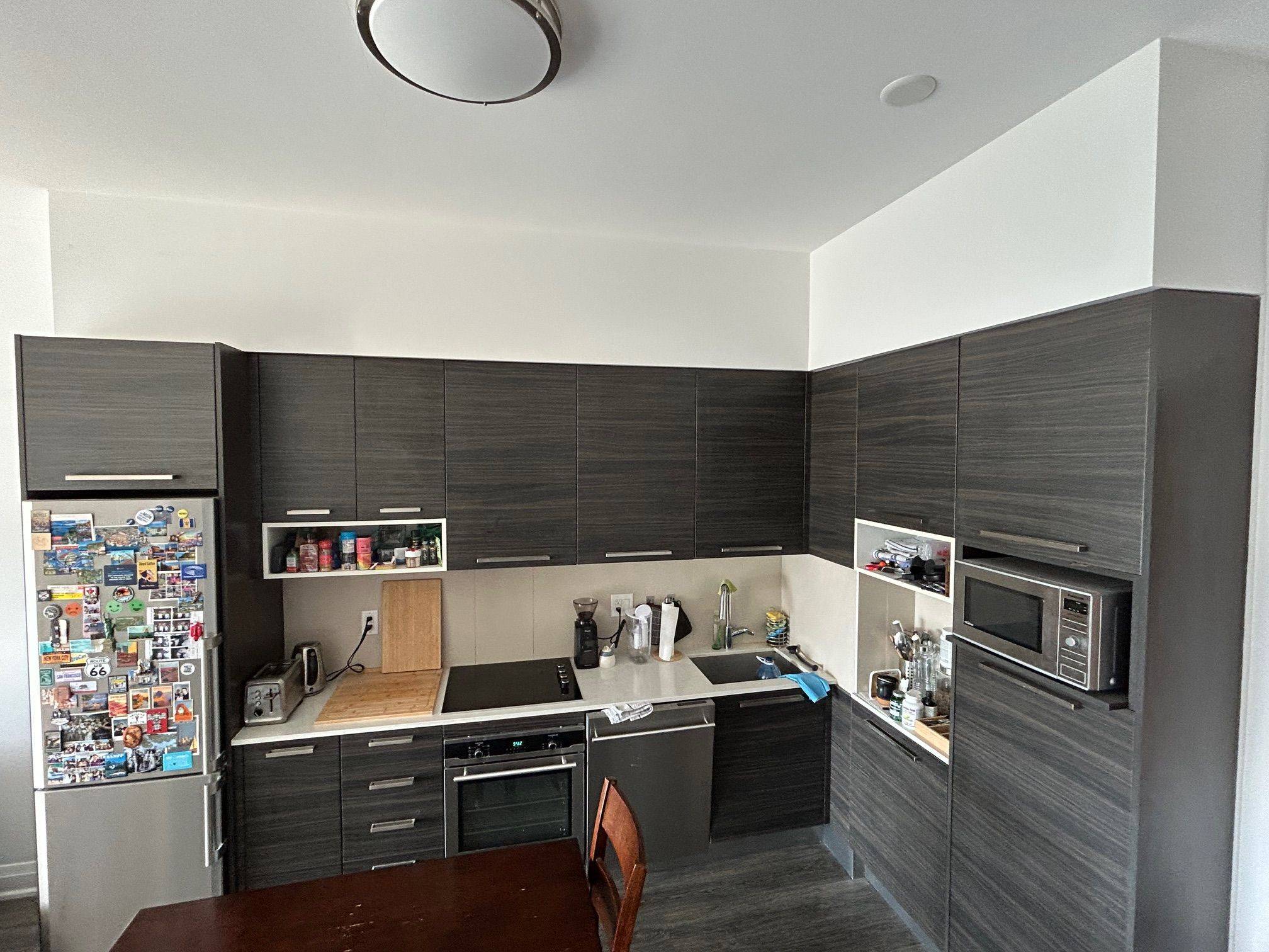 Toronto W06, ON M8Y 3H8,36 Park Lawn RD #2204