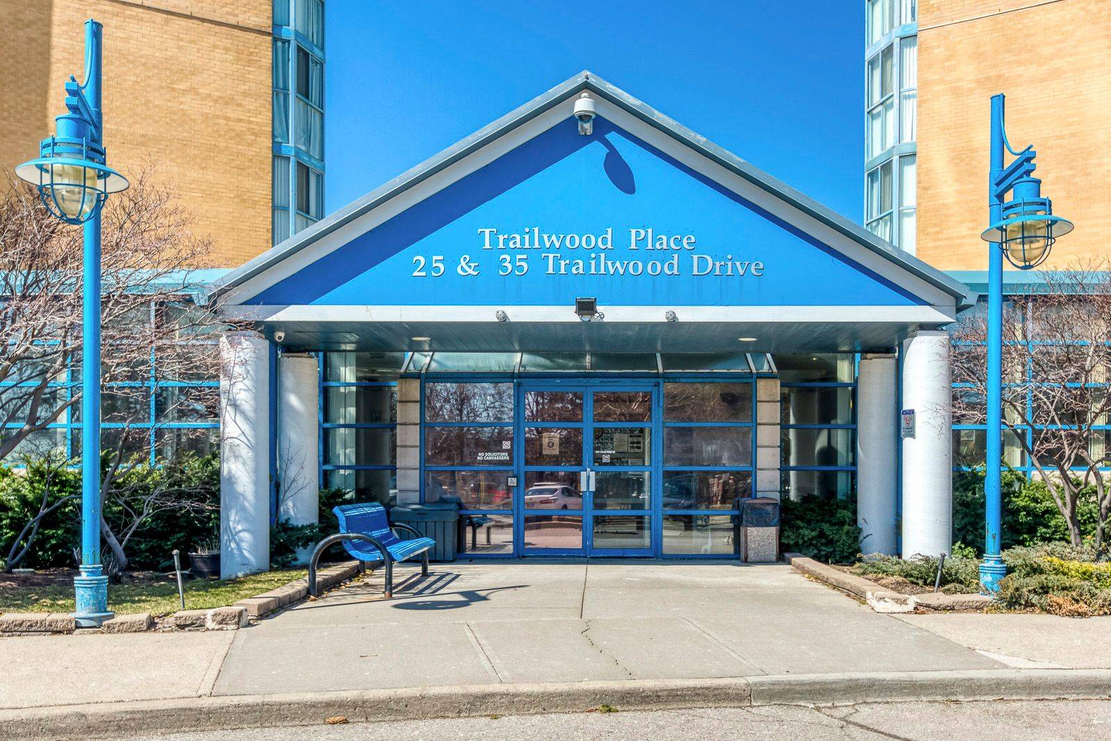 Mississauga, ON L4Z 3K9,25 Trailwood DR #2101