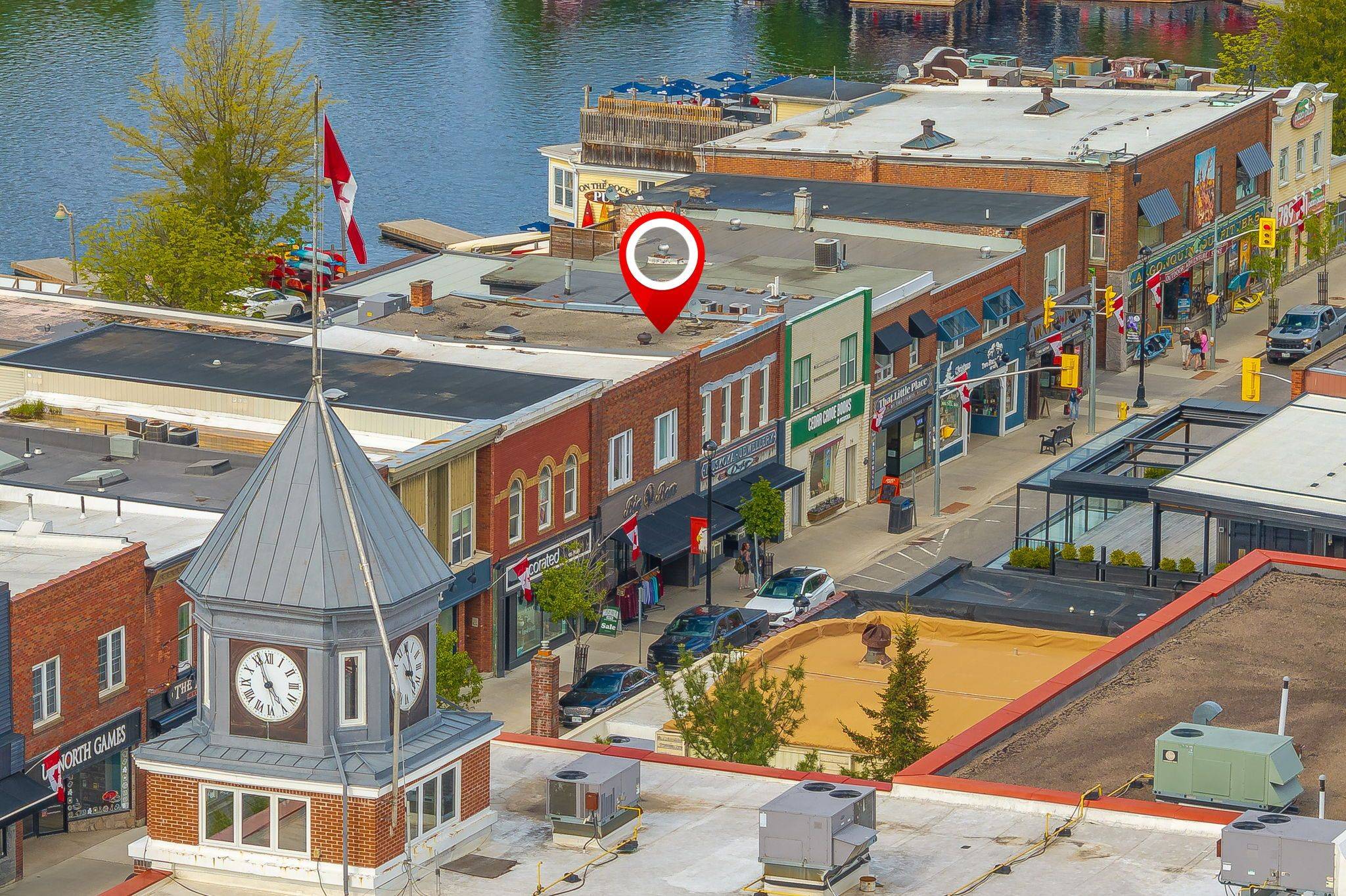Huntsville, ON P1H 2C7,68 Main ST E