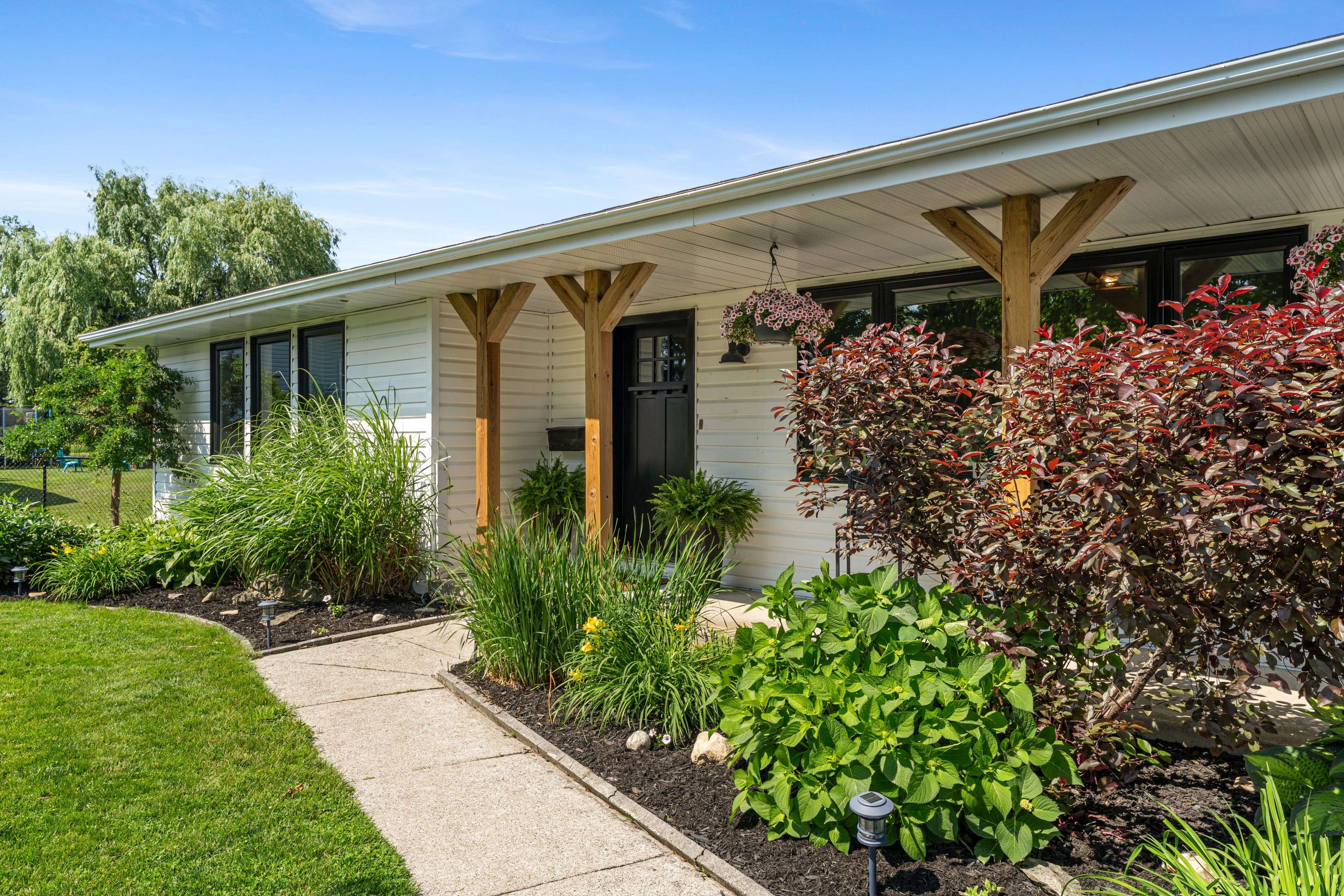 Georgian Bluffs, ON N4K 5N5,110 Mary AVE