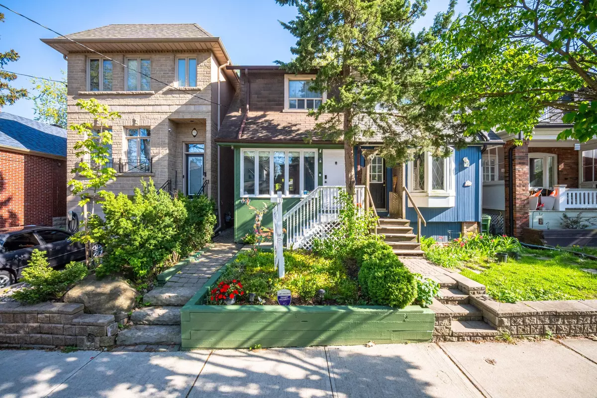 Toronto C10, ON M4S 1V4,637 Hillsdale AVE E