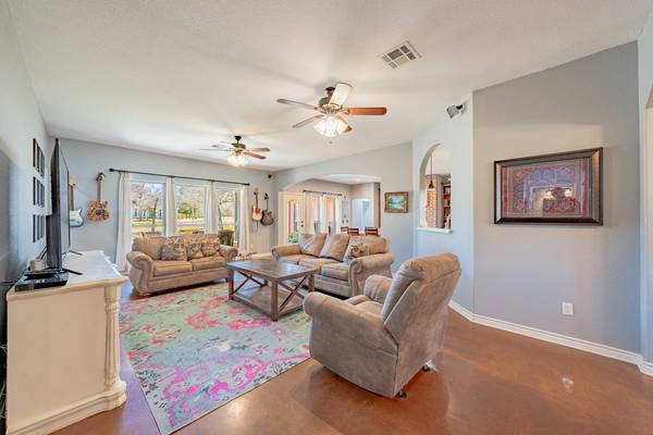 3597 Pedernales, Athens, TX 75752