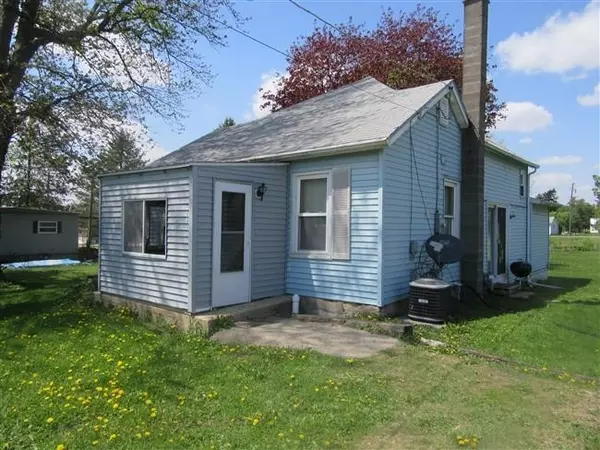 606 E Washington Street, Warren, IL 61087