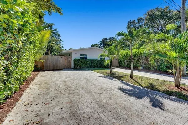 1824 SW 20th st #A, Fort Lauderdale, FL 33315