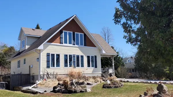 183 Lake DR N, Georgina, ON L4P 3C8