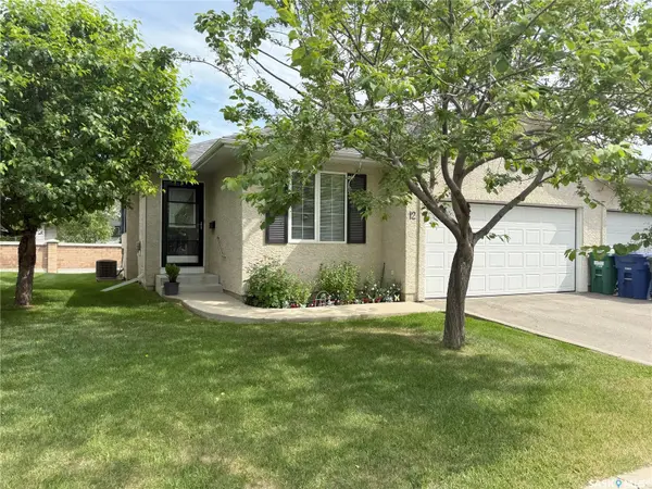 110 Banyan CRESCENT #12, Saskatoon, SK S7V 1G7